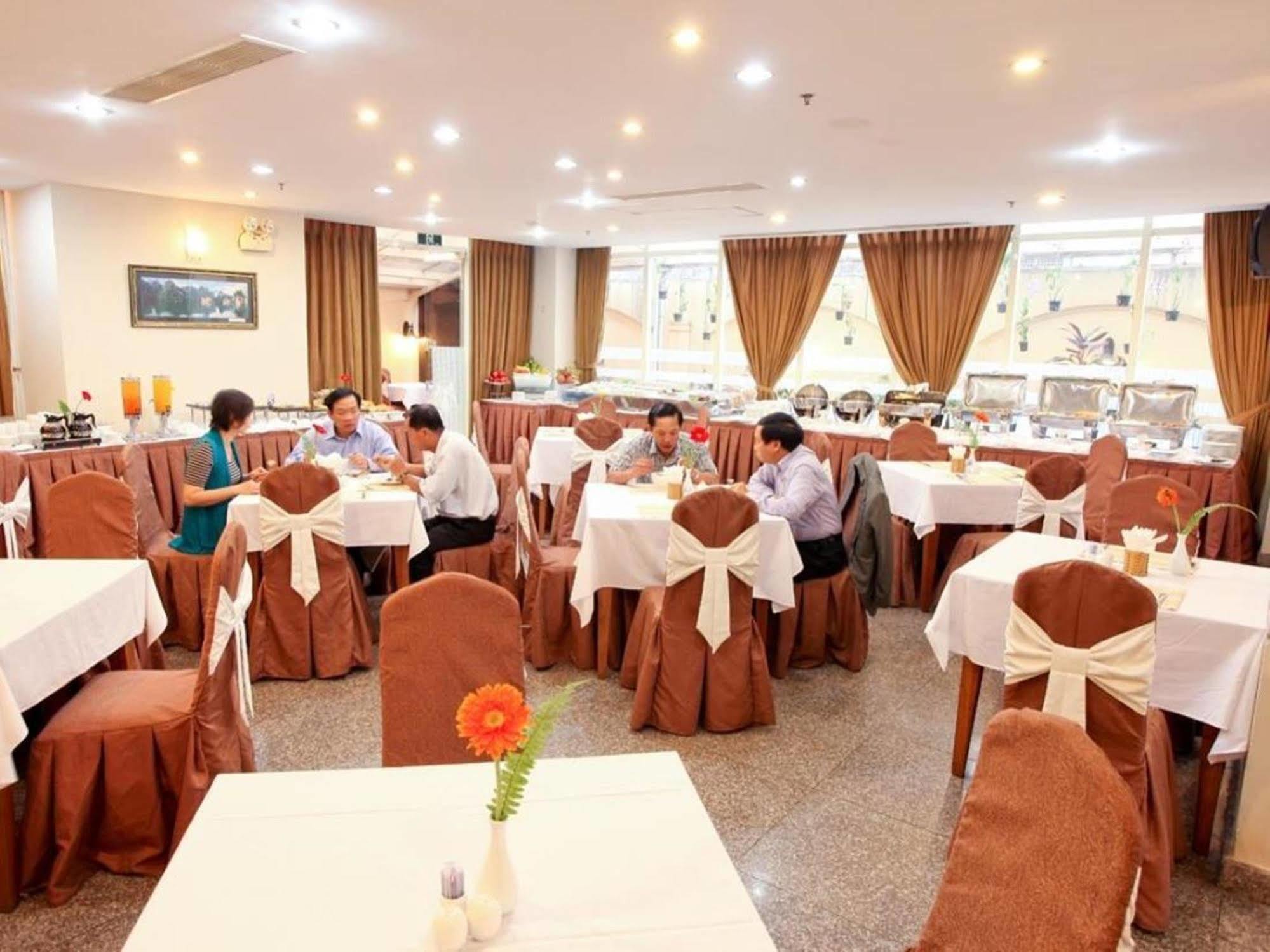 Guest House 165 โฮจิมินห์ซิตี้ ภายนอก รูปภาพ