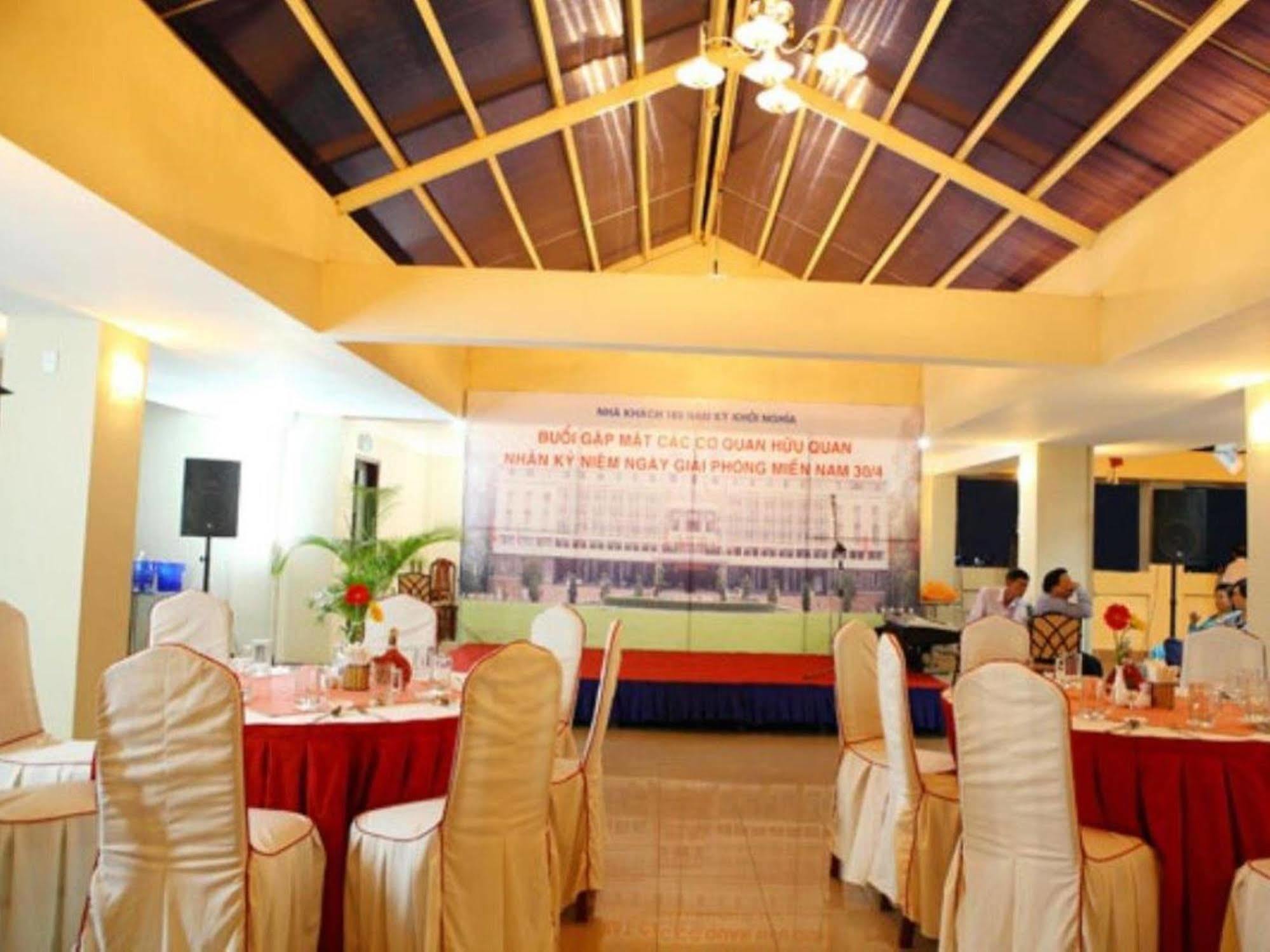 Guest House 165 โฮจิมินห์ซิตี้ ภายนอก รูปภาพ