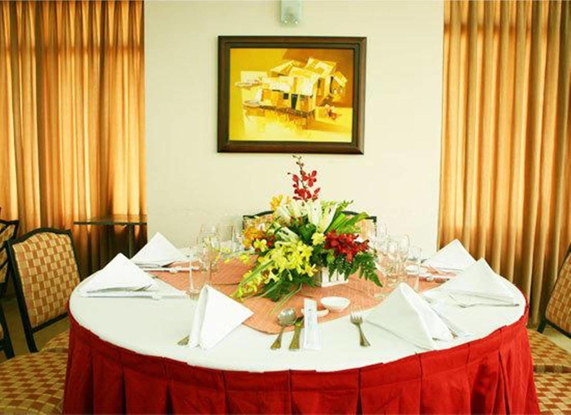 Guest House 165 โฮจิมินห์ซิตี้ ภายนอก รูปภาพ