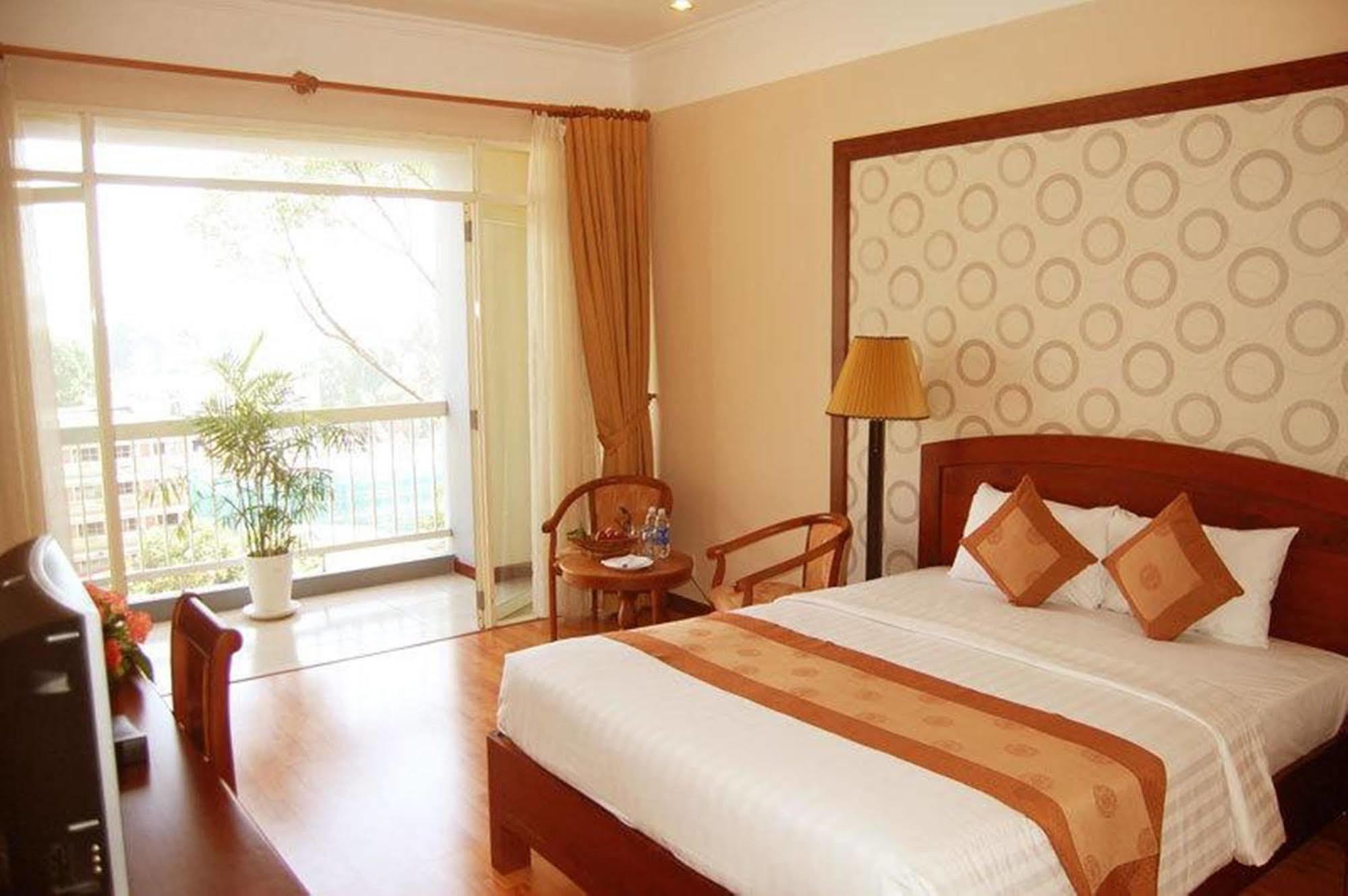 Guest House 165 โฮจิมินห์ซิตี้ ภายนอก รูปภาพ